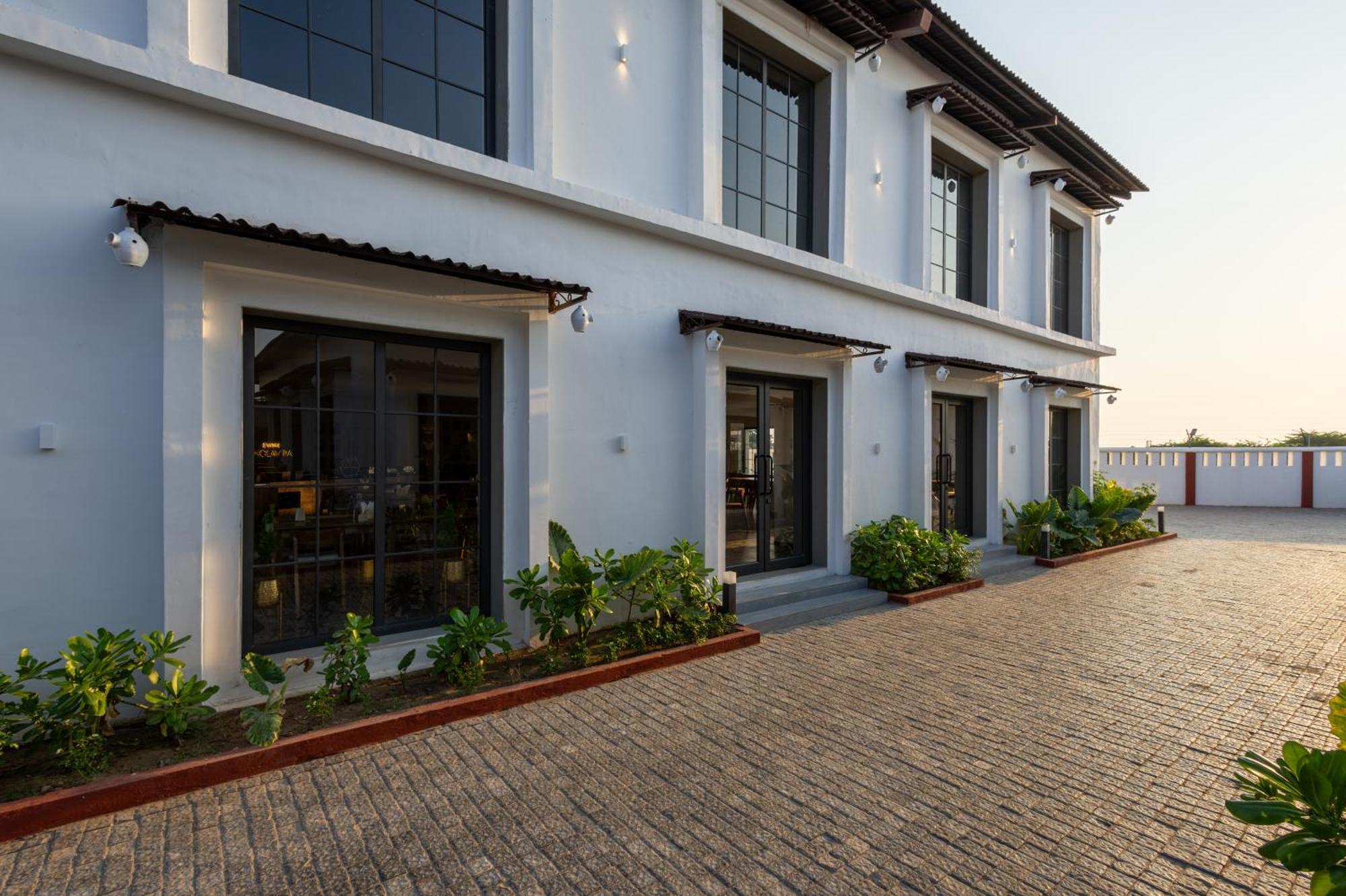 Evoke Dholavira Hotel Exterior foto